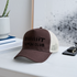 Diiiiit is mijn club. Zwarte letters. Trucker Cap - bruin/beige