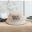 Fier & Koen. Zwarte letters Vissershoed - kaki/zwart