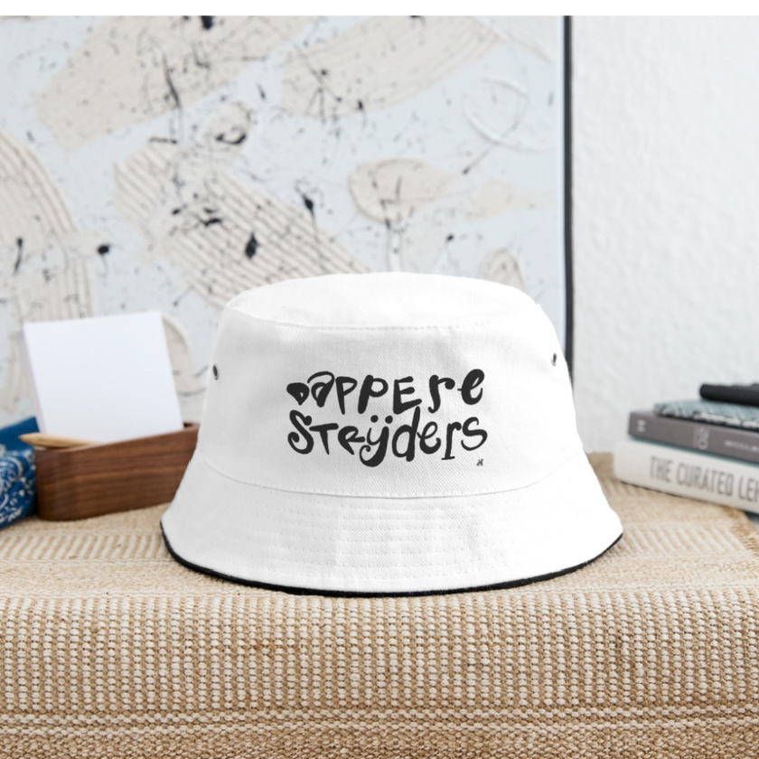 Dappere Strijders zwarte letter. Vissershoed - wit/navy