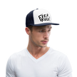 Fier en Koen zwarte letters. Trucker Cap - wit/navy